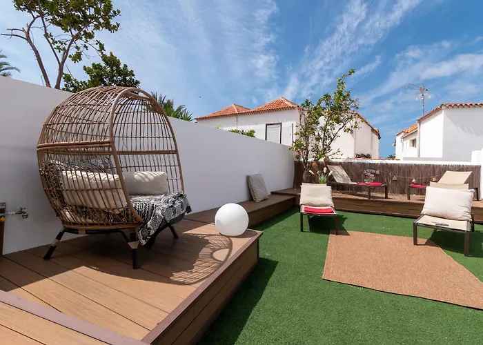 Tricia 6 Bedroom Americas Villa Playa de las Americas (Tenerife)