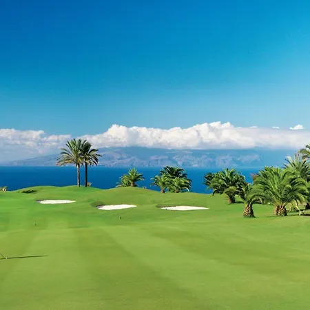 Tricia 6 Bedroom Americas Villa Playa de las Américas