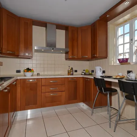 Tricia 6 Bedroom Americas Playa de las Américas